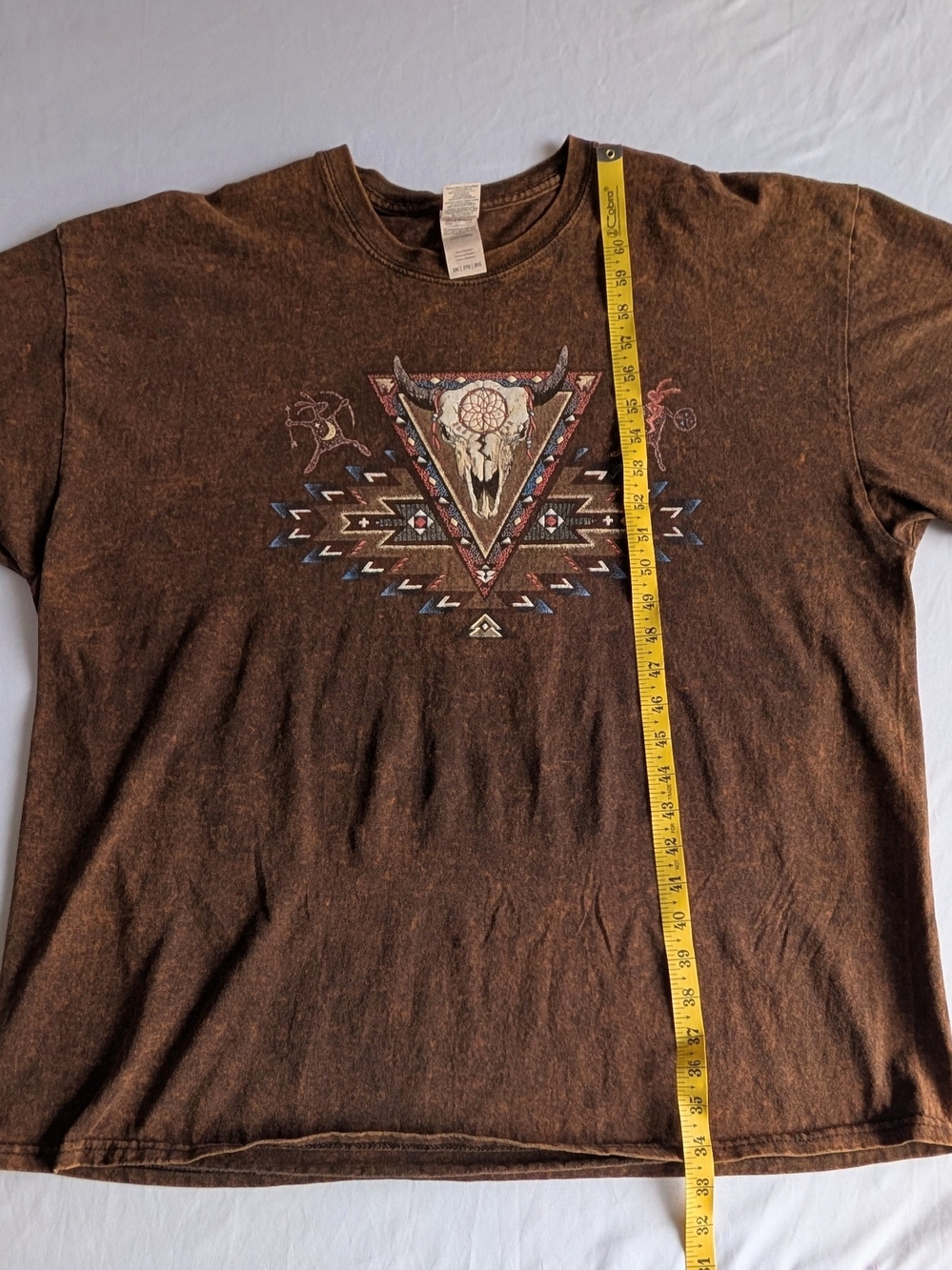 Gildan Brown Short-Sleeve Tee with Southwestern Skull Graphic - Picture 7 of 7
